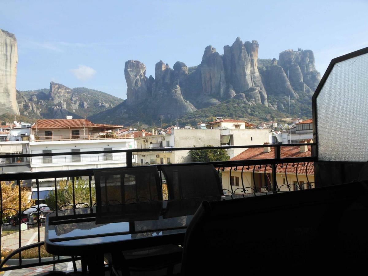 Meteora Panorama At The City Center Kalambaka Exterior photo